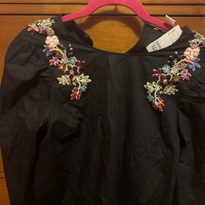 Long sleeved jewel blouse